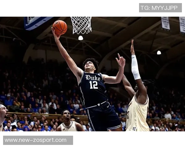 卡梅隆布泽尔表现出色助力杜克战胜佐治亚理工取得胜利